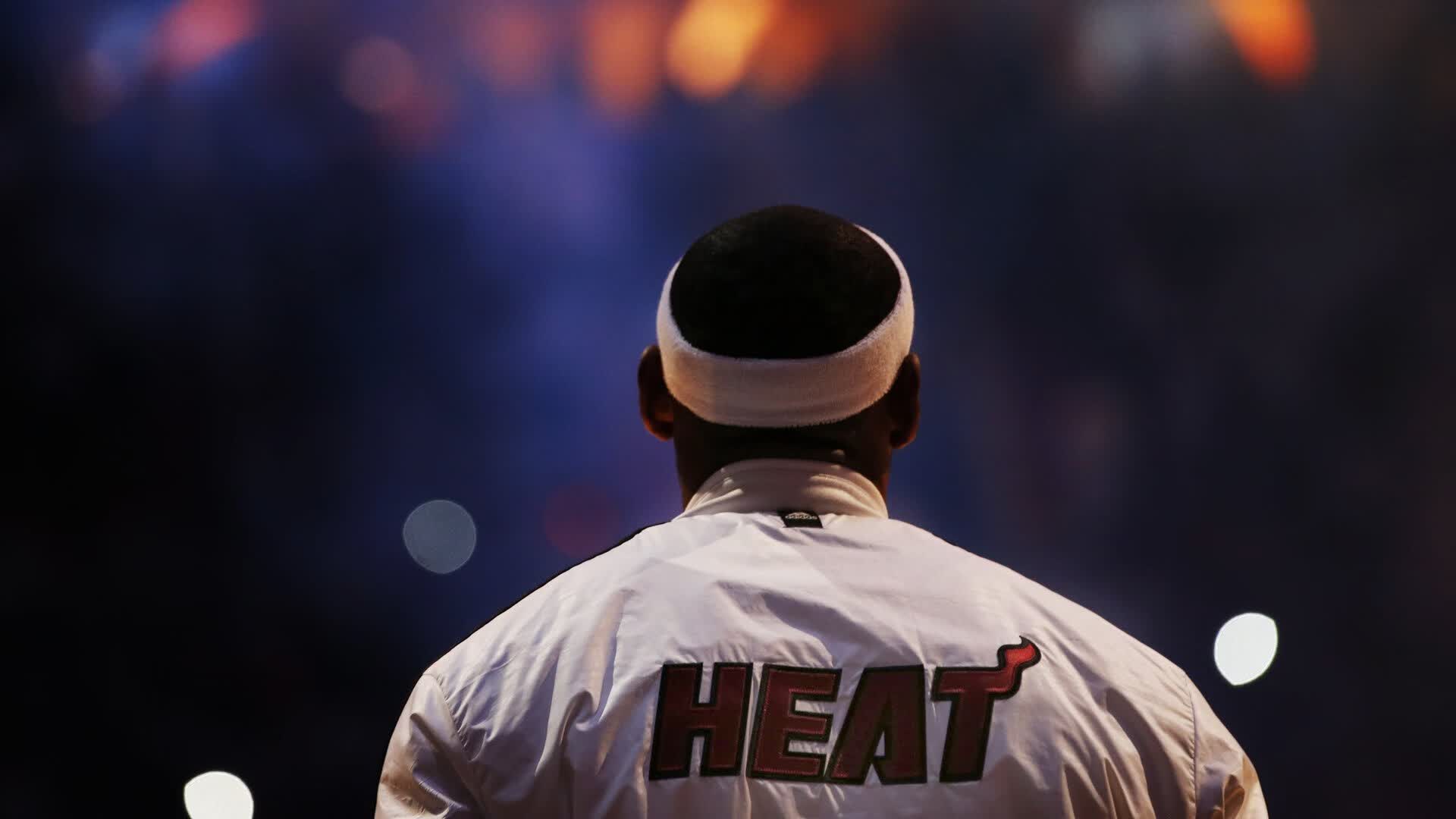 亚博体育登录入口-电竞之王跨界征服NBA？Doinb篮网比赛中爆冷问鼎冠军，全网炸锅！